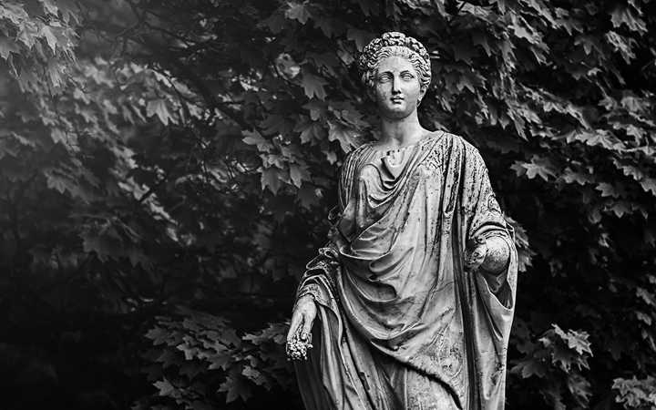 Мраморная статуя Деметры. Сокиринцы, Украина (Усадьба Г. Галагана)