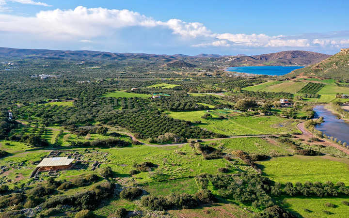 Palaikastro Rousolakkos is one of the largest cities of the Minoan culture