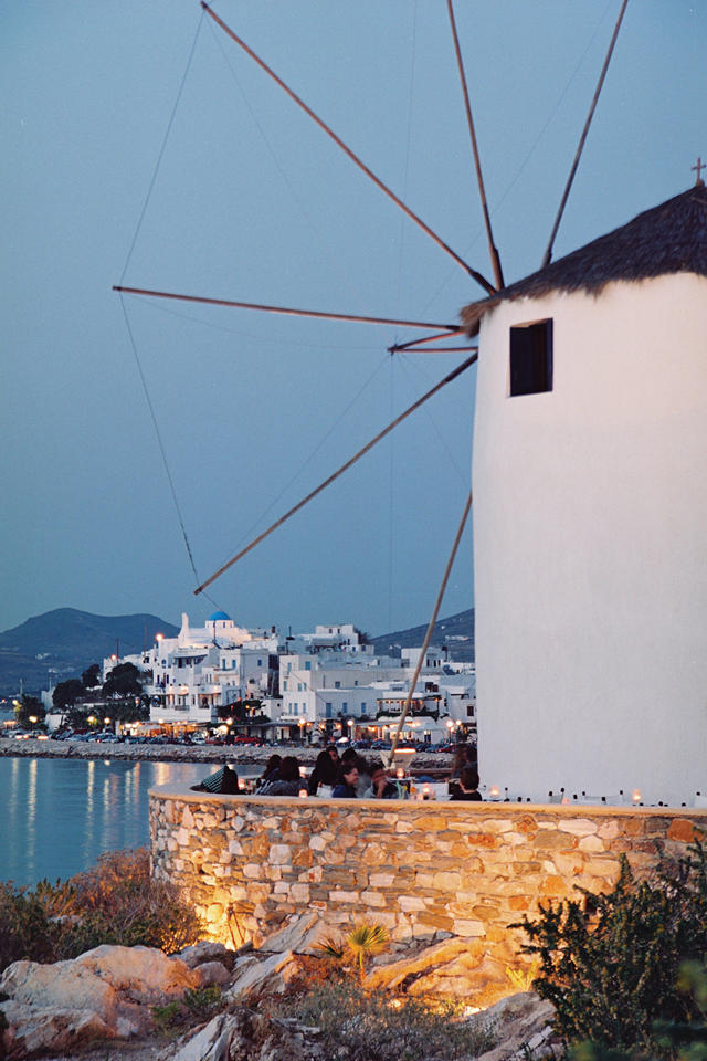 Традиционная ветряная мельница на острове Парос