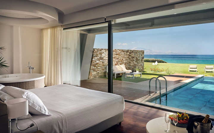 Deluxe Suite Sea View with Private Pool