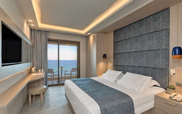 Double or Triple Room Sea View