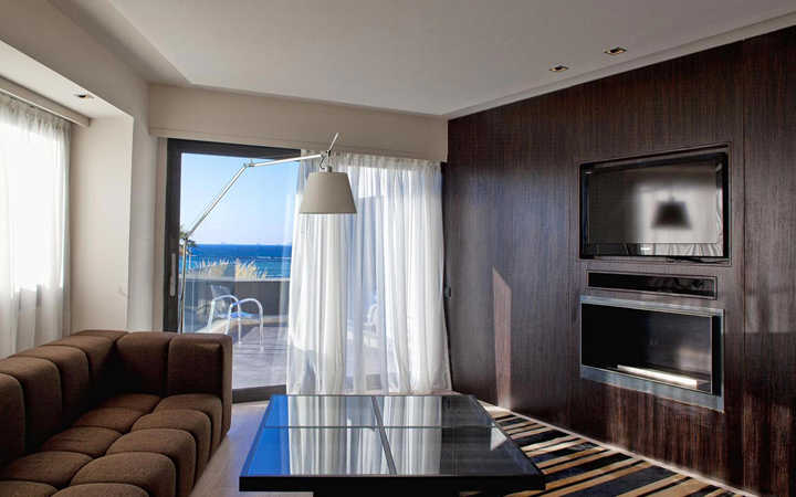 Deluxe Suite with Sea View