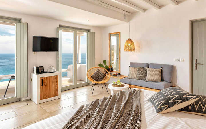 Premium Jacuzzi Suite with Sea View