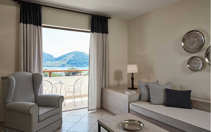 Deluxe Suite Sea View