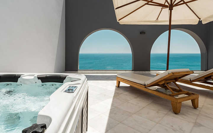 Presidential Suite Sea View with Whirlpool Spa