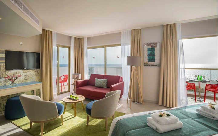 Sea View Suite