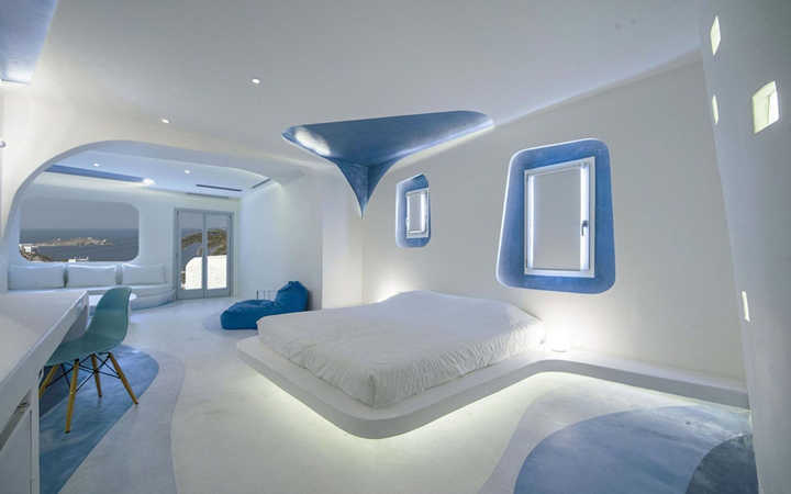 Blue Room with Jacuzzi