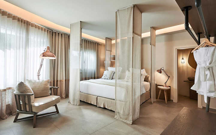 Master 2 Bedroom Suite